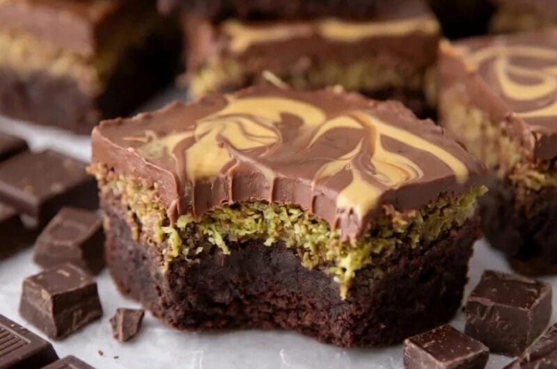 Dubai Pistachio Chocolate Brownies Recipe (You Need to Try This!)
